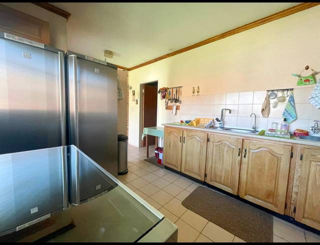 3 BEDROOM HOUSE FOR SALE IN CASSELDALE